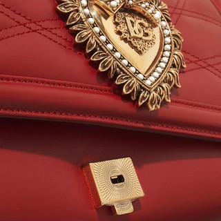 Dolce&Gabbana Crossbody Bags Devotion Matelasse Quilted Shoulder Bag Gr. unisize in Rot