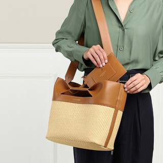  Shopper The Bow Small Shoulder Bag in fawn