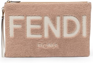 Bestickte Clutch Large aus Shearling