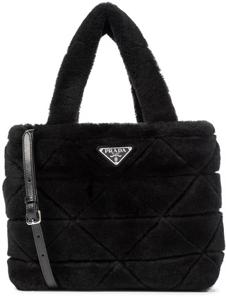 Tote aus Shearling